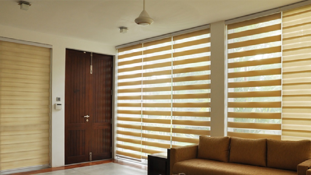 مواد شوینده خشکشویی پرده