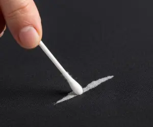 راهکارهایی جهت از بین بردن لکه چسب