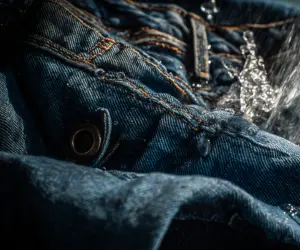 شستشوی شلوار جین