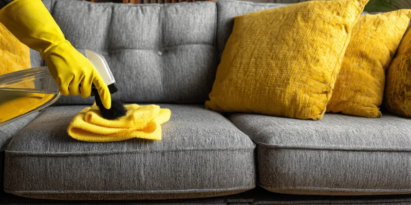 شستن مبل در منزل با سرکه جواب می دهد؟