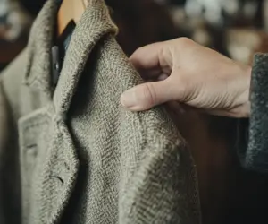 نکاتی برای شست و شوی پالتوی پشمی و فوتر