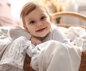 نحوه شستشوی لباس‌های نوزاد بدون آسیب به پوست حساس