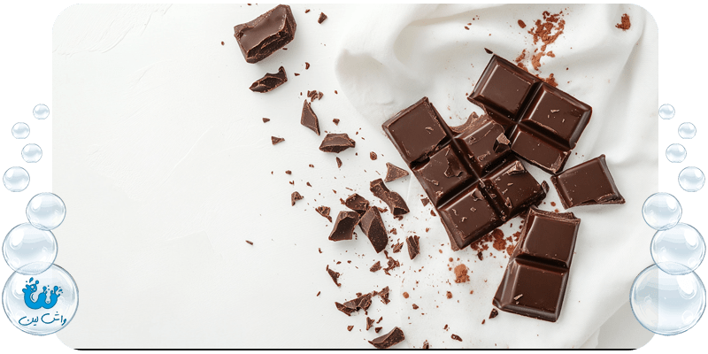 پاک کردن لکه شکلات با شیر