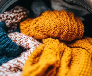 نکات مهم شستشوی لباس‌های زمستانی و پالتوها