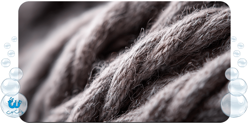 خشکشویی لباس‌های پشمی در نیاوران: جلوگیری از آب رفتن