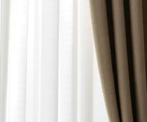 راهنمای شستشوی تخصصی انواع پارچه‌های پرده