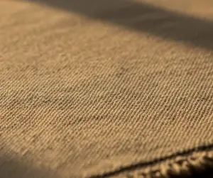 خشکشویی لباس کتان در فرمانیه | اتوکشی حرفه‌ای | واشلین